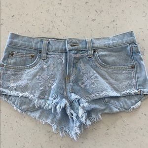 Carmar Embroidered Denim shorts